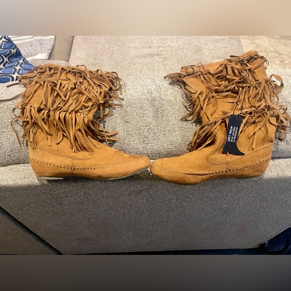 Genuine Leather/Suede Moccasin Boots - Picture 8 of 10